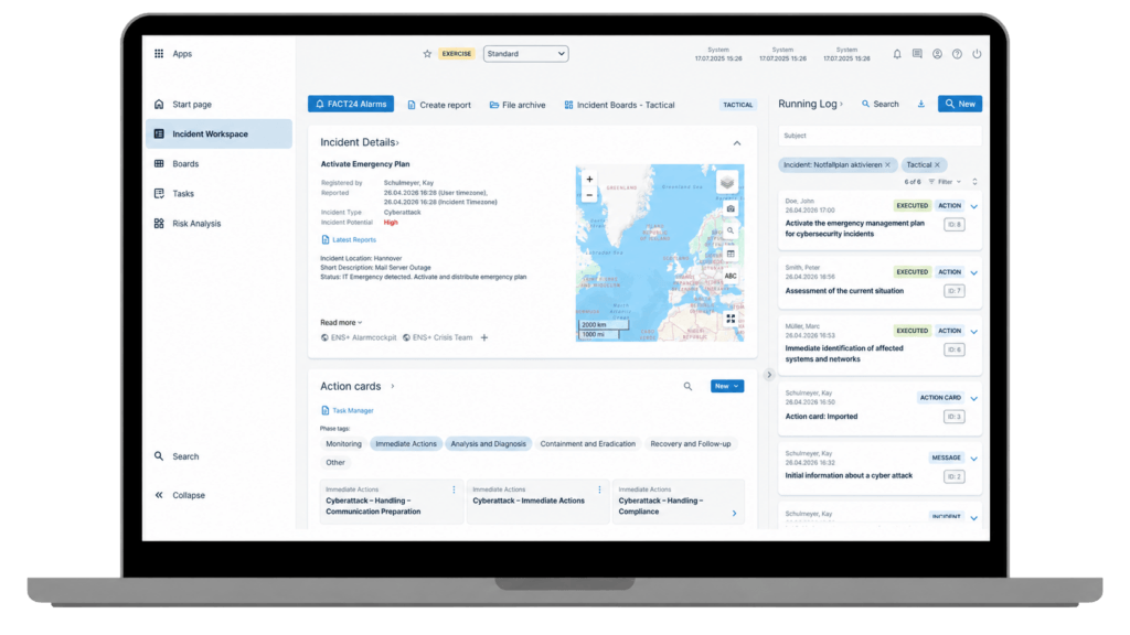 Una pantalla de ordenador portátil muestra un panel de gestión de incidentes con mapas, tarjetas de acción y registros de ejecución para la coordinación de la respuesta de emergencia, destacando la gestión proactiva de crisis e incidentes a través de menús detallados, filtros e información sobre incidentes.